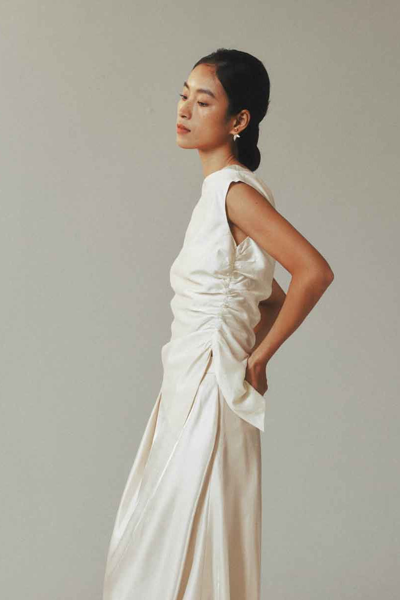 Relaxed Slouchy Linen Top with Wide Neck