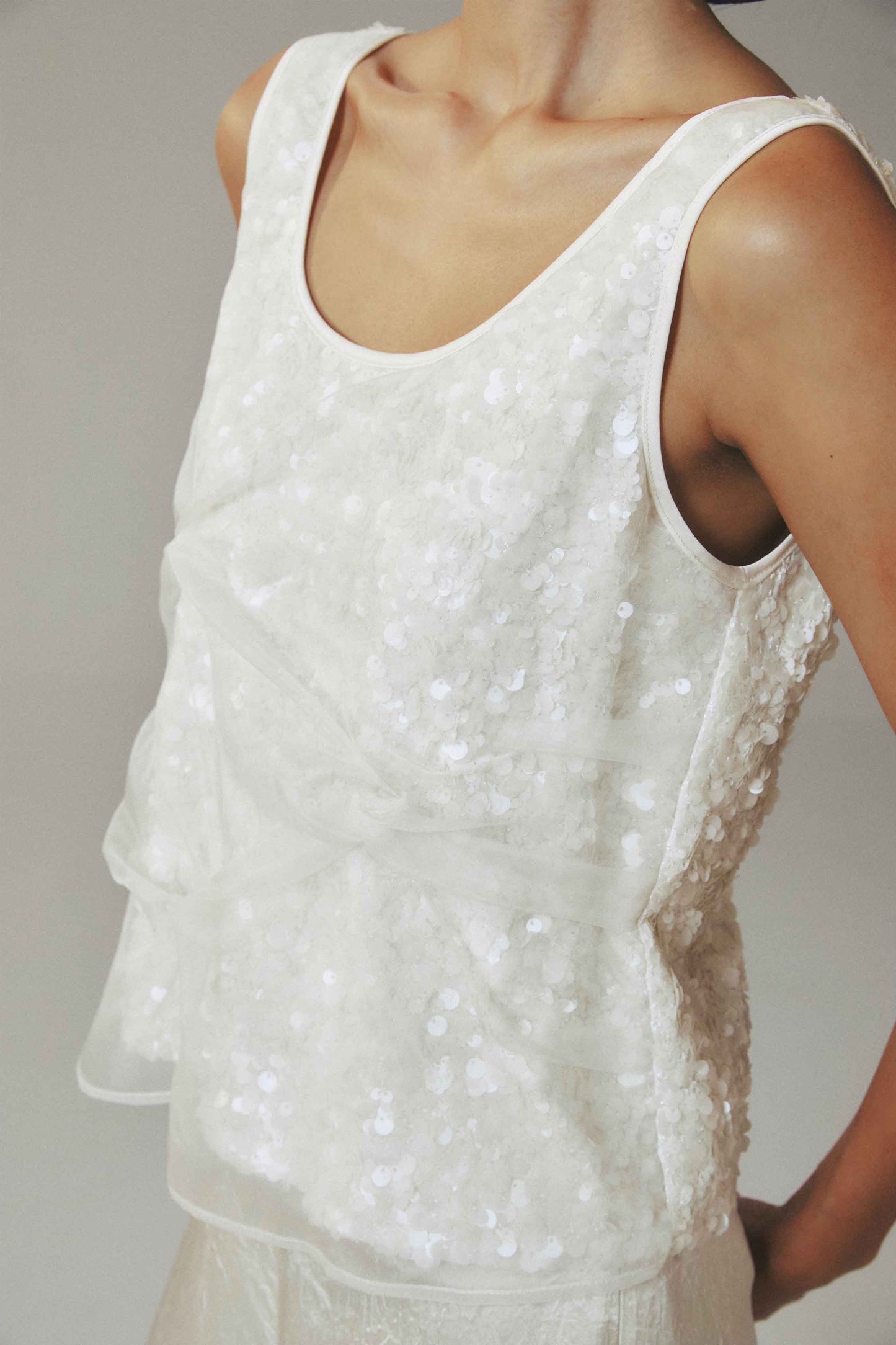 Elegant White Sleeveless Sequin Tank Top