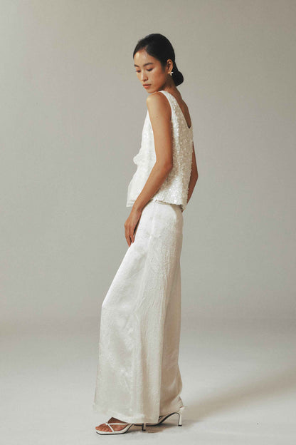 Elegant White Sleeveless Sequin Tank Top